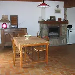 Holiday home Maison Au Grand Calme *